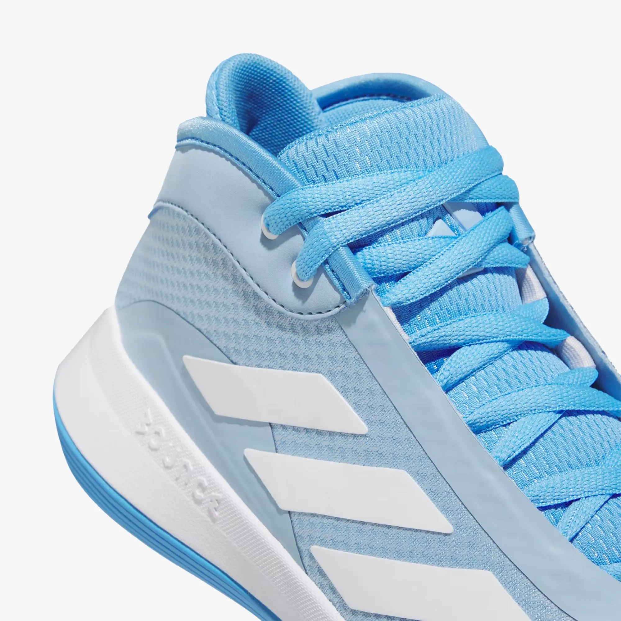 ADIDAS | BOUNCE LEGENDS LOW { CLEAR SKY/CLOUD WHITE/BLUE