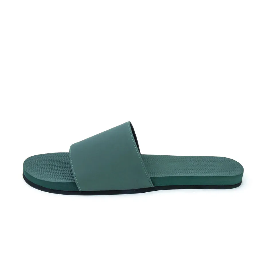 ESSNTLS Womens Slides - Leaf