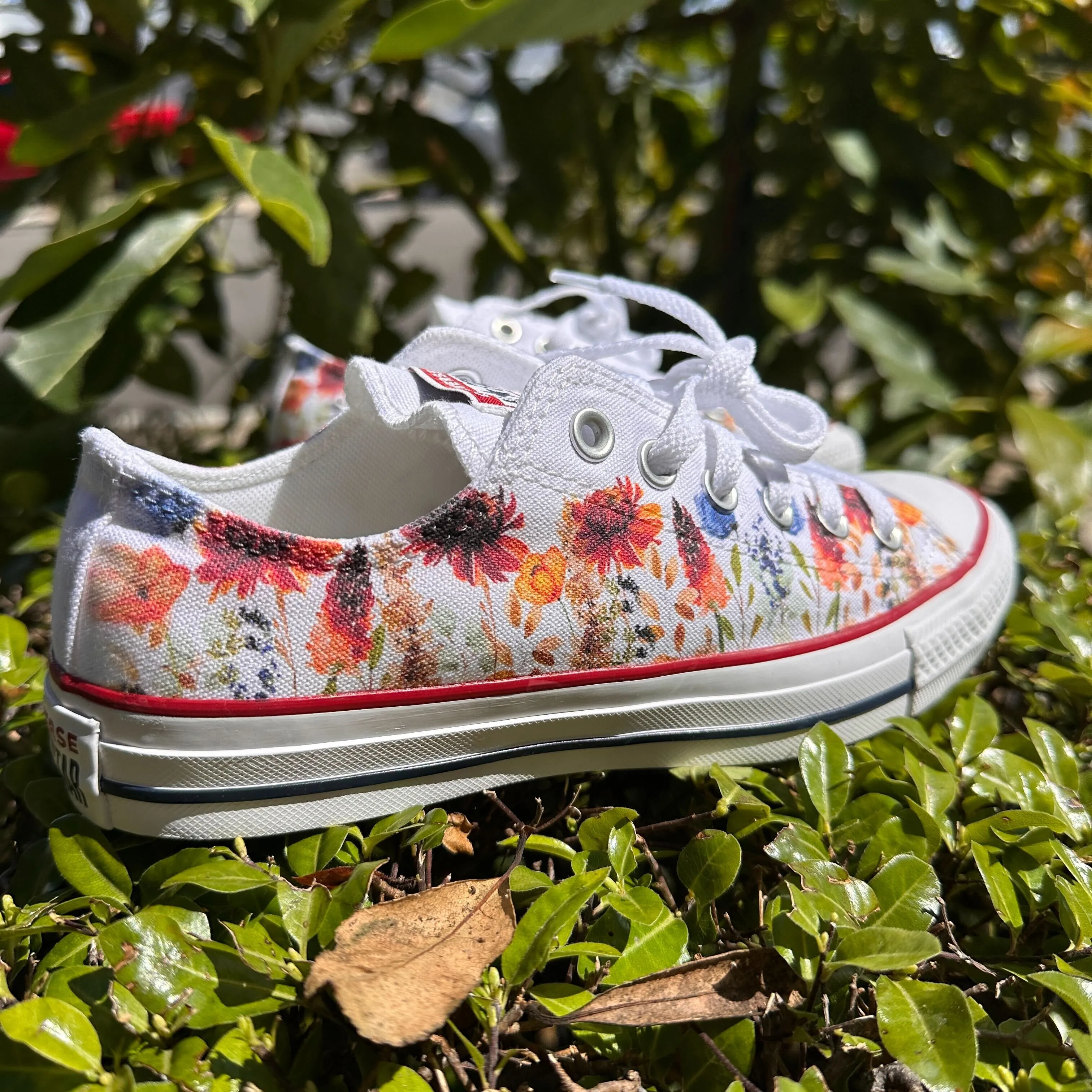 Fall Time Wild Flower Shoes - Autumn Flower Field Custom Low Top Converse for Women