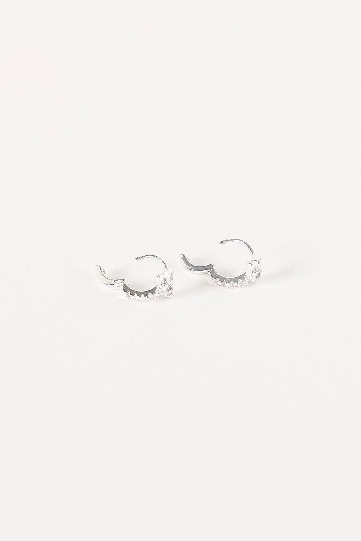 Jacque Huggie Earring - Silver