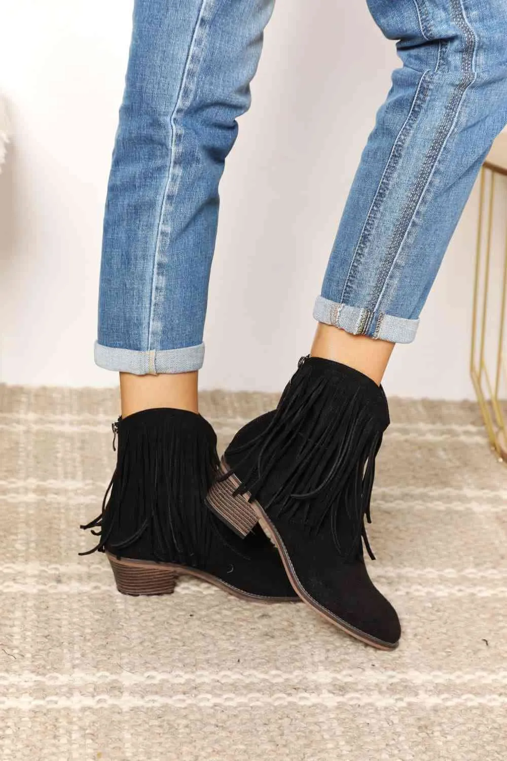 Legend Fringe Western Chelsea Boots (Black)