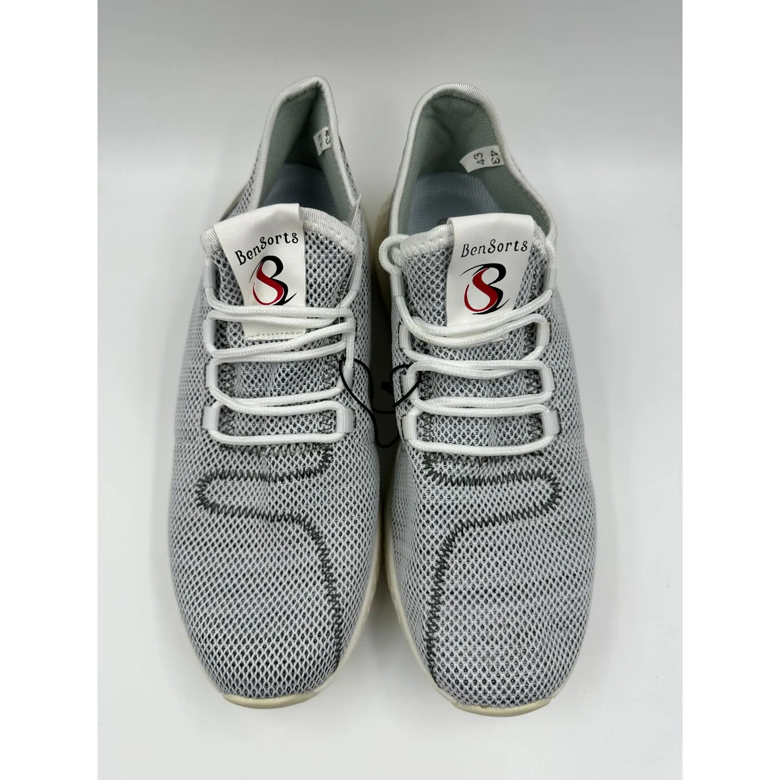 Men's Size 9, Knit Casual Sneakers with Synthetic Suede Heel Cap with Foam Sole