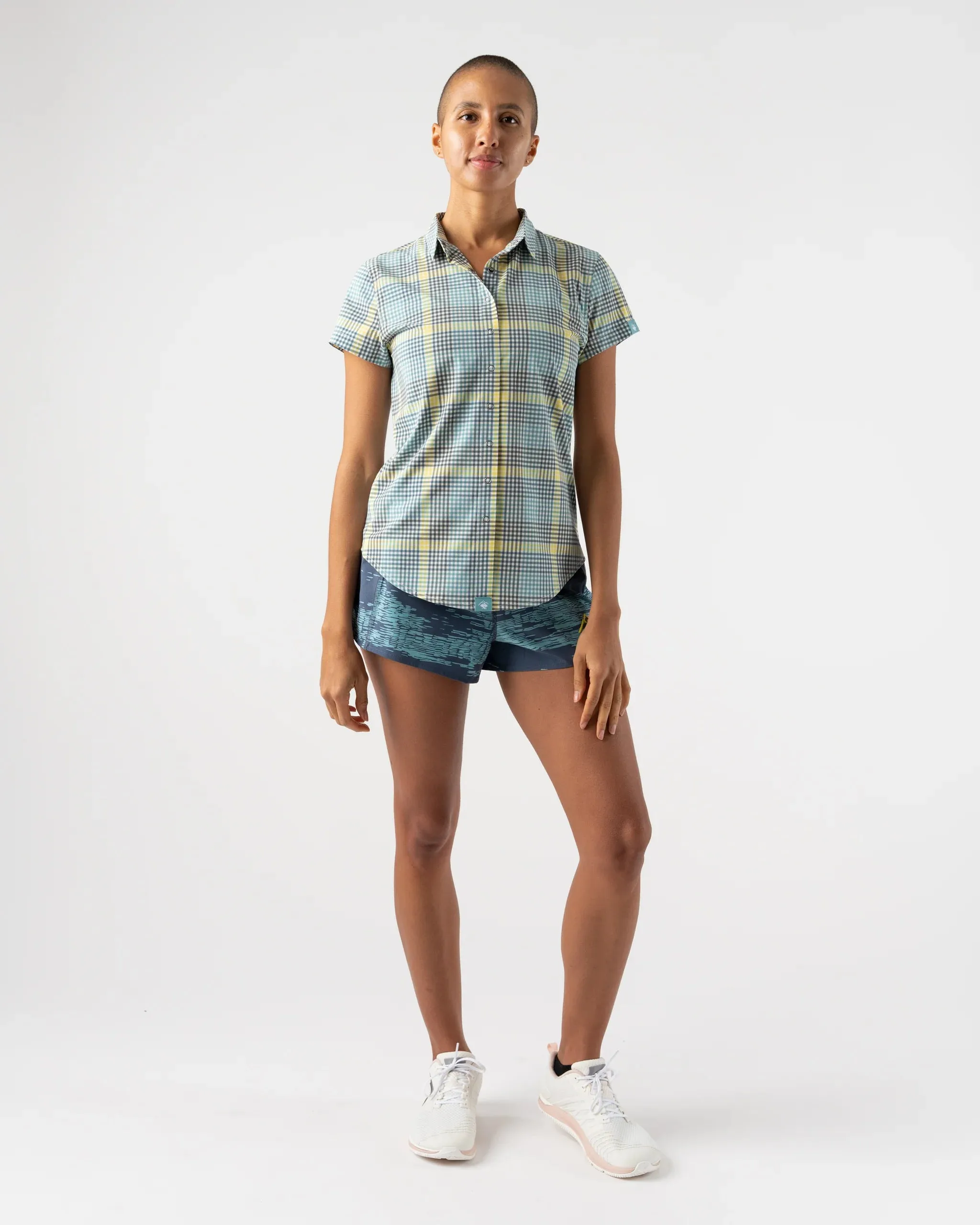 rabbit | High Country SS Performance Button Down | Women's | Orion Blue