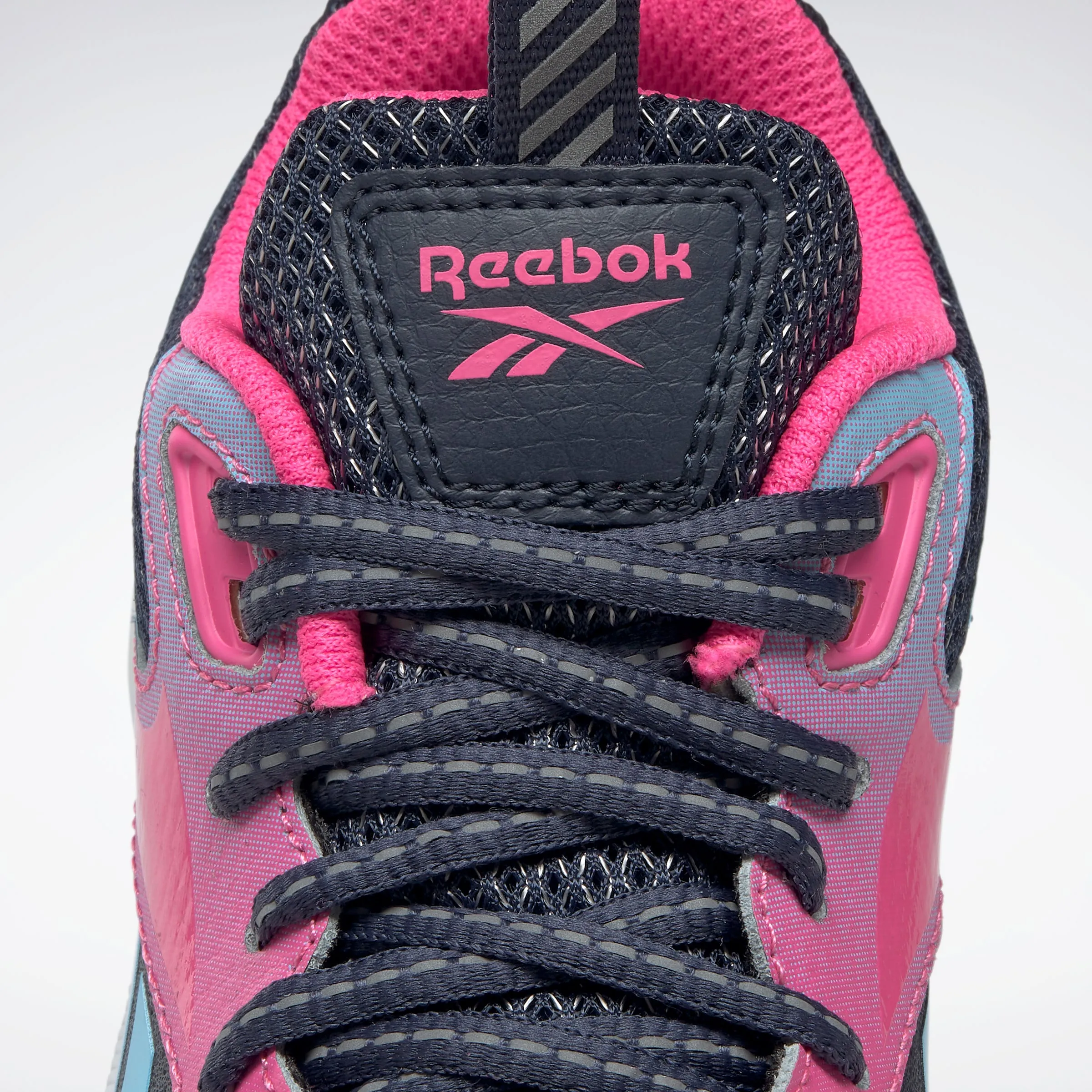 Reebok Footwear Kids Durable Xt Shoes Child Vecnav/Dgtblu/Atopnk