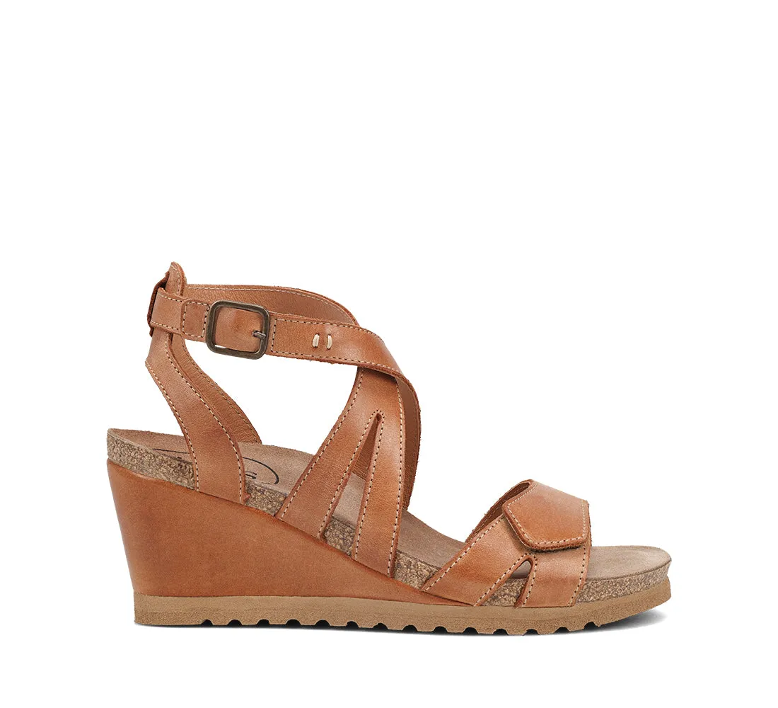 Women's Taos Xcellent Color: Caramel